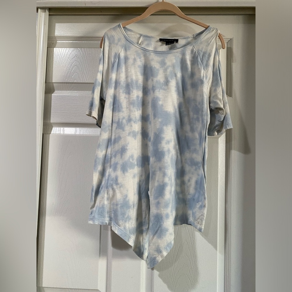 SANCTUARY Women's Cold Shoulder Tie Dye T-Shirt Blue Short Sleeve Size Large